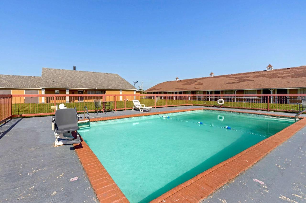 Econo Lodge Pryor Creek Eksteriør bilde