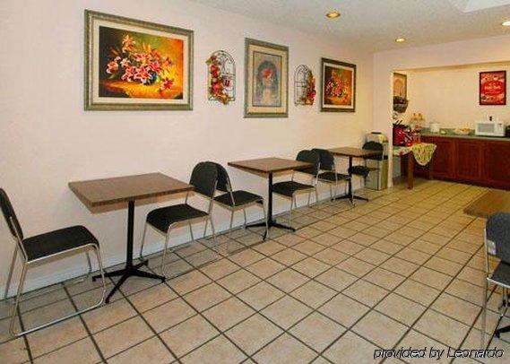 Econo Lodge Pryor Creek Restaurant bilde